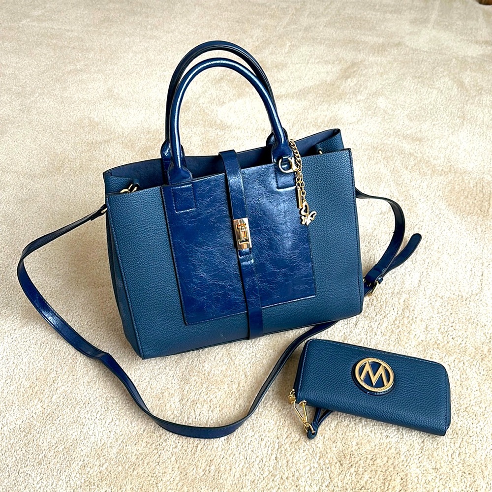 Mia K Navy purse with matching wallet